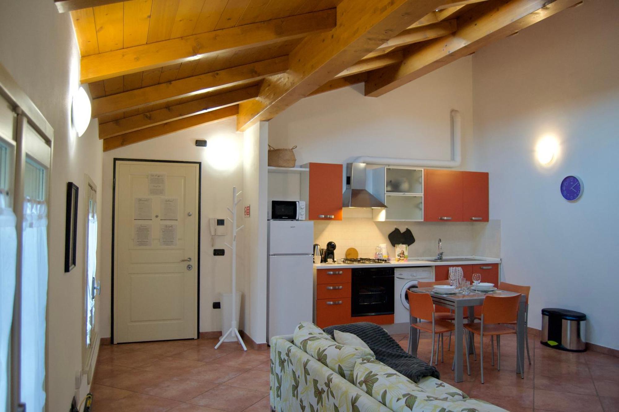 Ferienwohnung Casa Viola, Deliziosa Mansarda In Centro Storico Modena Exterior foto