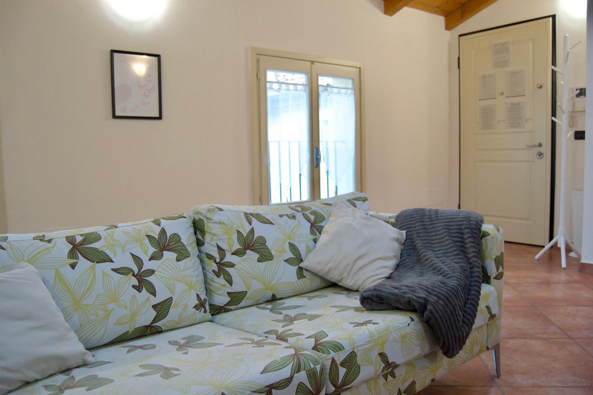 Ferienwohnung Casa Viola, Deliziosa Mansarda In Centro Storico Modena Exterior foto