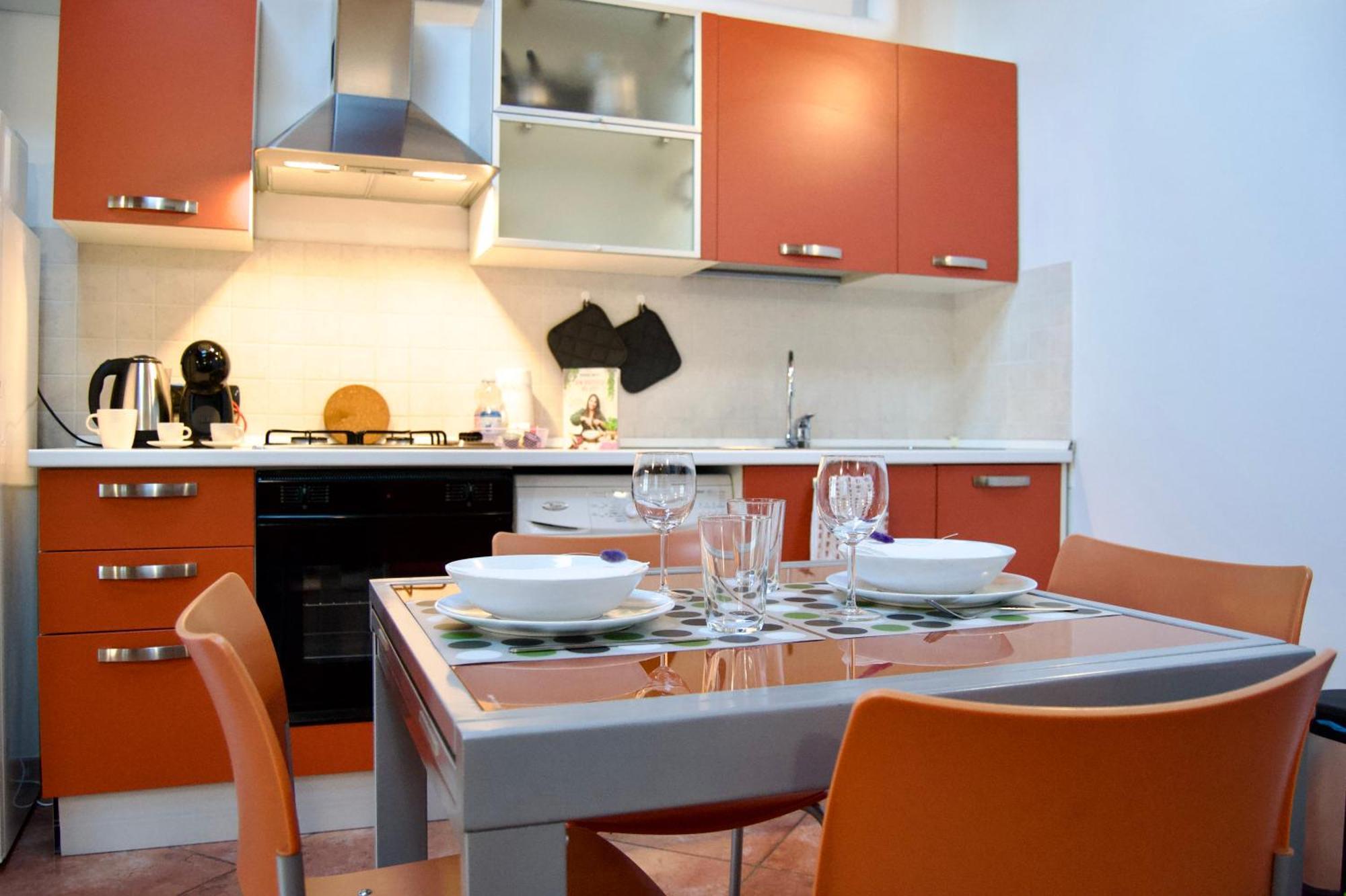 Ferienwohnung Casa Viola, Deliziosa Mansarda In Centro Storico Modena Exterior foto