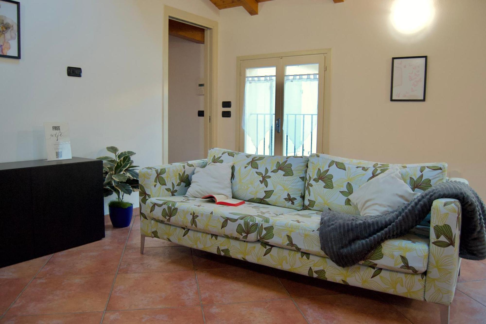 Ferienwohnung Casa Viola, Deliziosa Mansarda In Centro Storico Modena Exterior foto